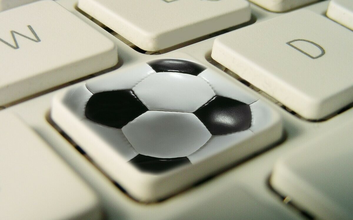 1525852683button 193668 1920 1525852683button 193668 1920